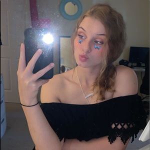 Meet your Posher, Lexi